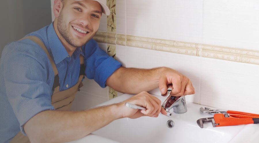 Handle or spout repair in Windsor, IL